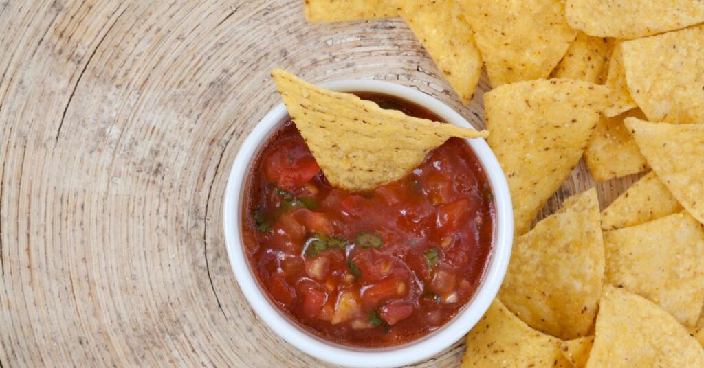 Fresh Weight Watchers Zero Point Salsa with tomatoes, cilantro, and lime